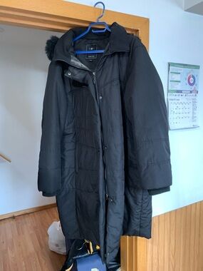 MONA LISA Black Long Puffer Coat with Fur Trim
